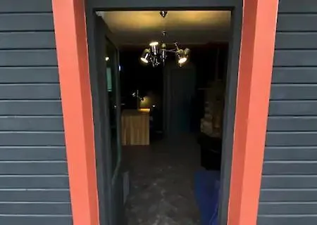 Black Mansion Apartment