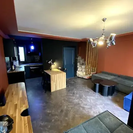 Black Mansion * 伊斯坦布尔